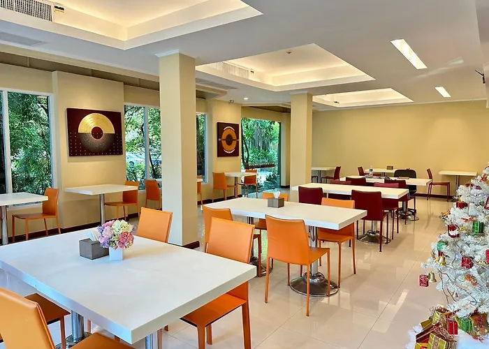 Hotel Calypzo 3*