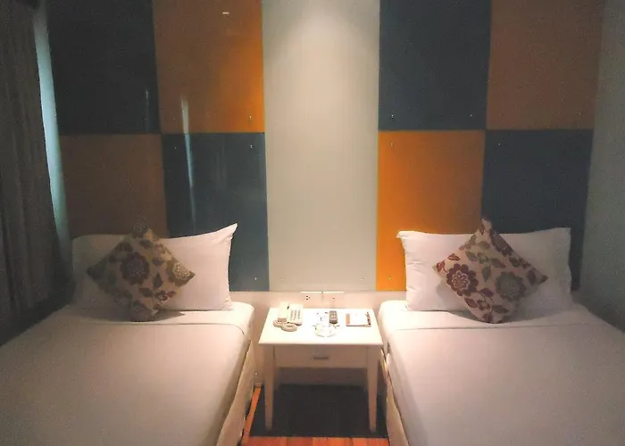 Calypzo Hotell 3*